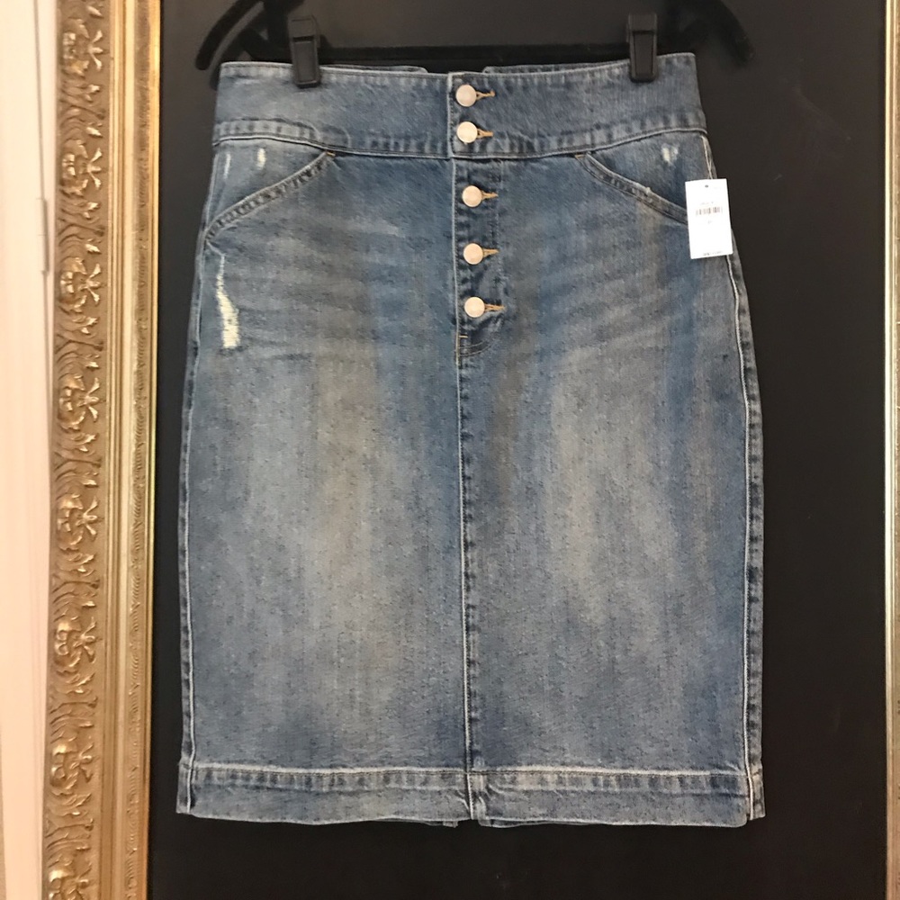 NWT Gap Jean skirt size 31